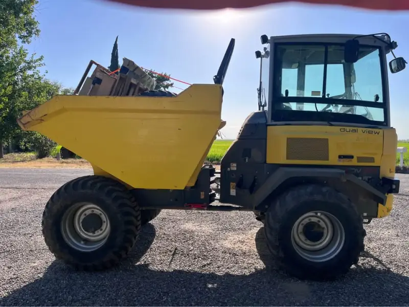 2021 Wacker Neuson DV100 Compact Dumper photo 4