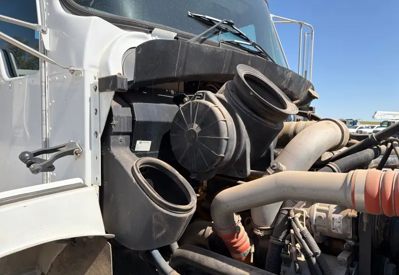 2003 Kenworth T300 photo 96