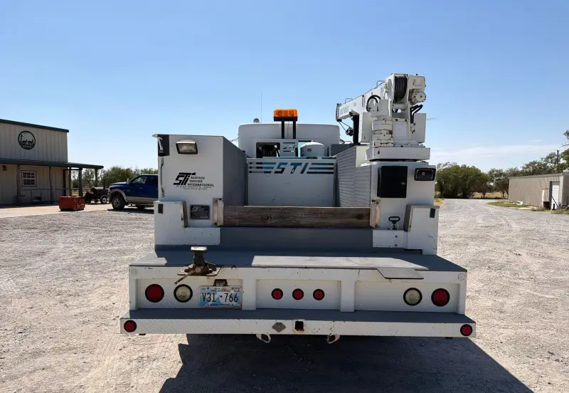 2003 Kenworth T300 photo 6