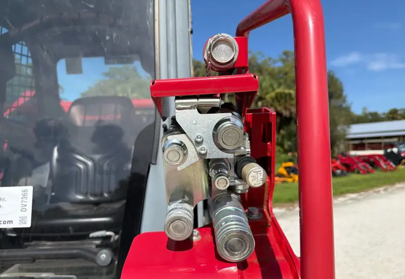 2024 Takeuchi TL10V2 photo 16
