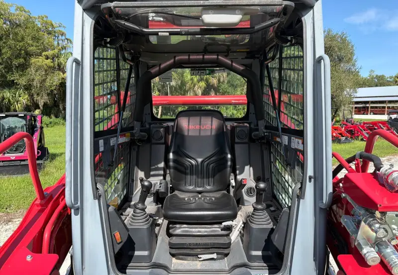 2024 Takeuchi TL10V2 photo 27