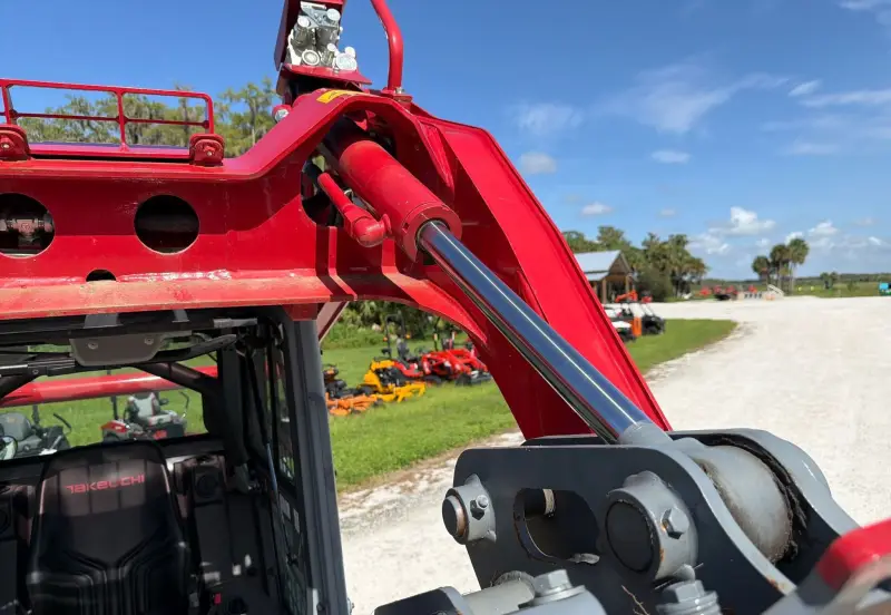 2024 Takeuchi TL10V2 photo 22