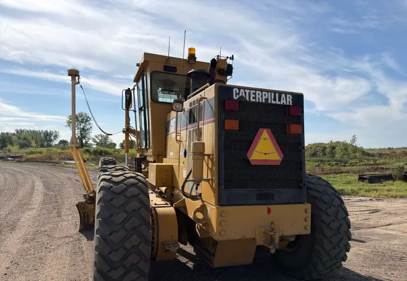2001 Caterpillar 14H photo 23