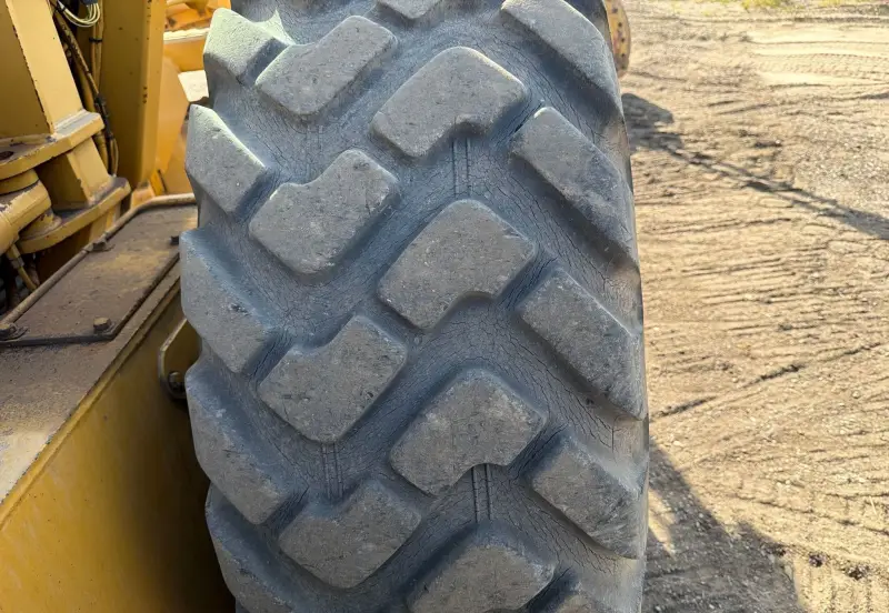 2001 Caterpillar 14H photo 52