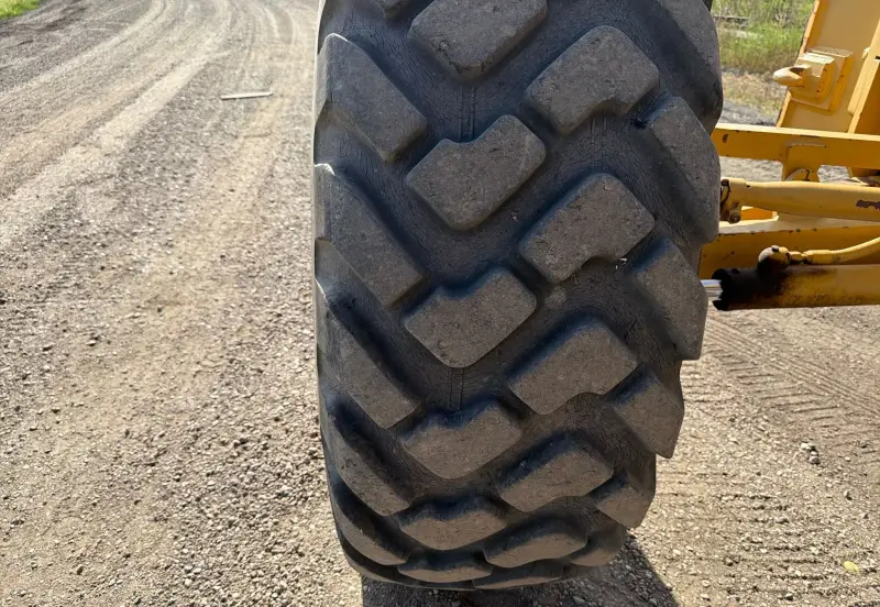 2001 Caterpillar 14H photo 47