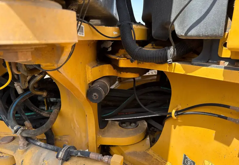 2014 John Deere 672GP photo 46