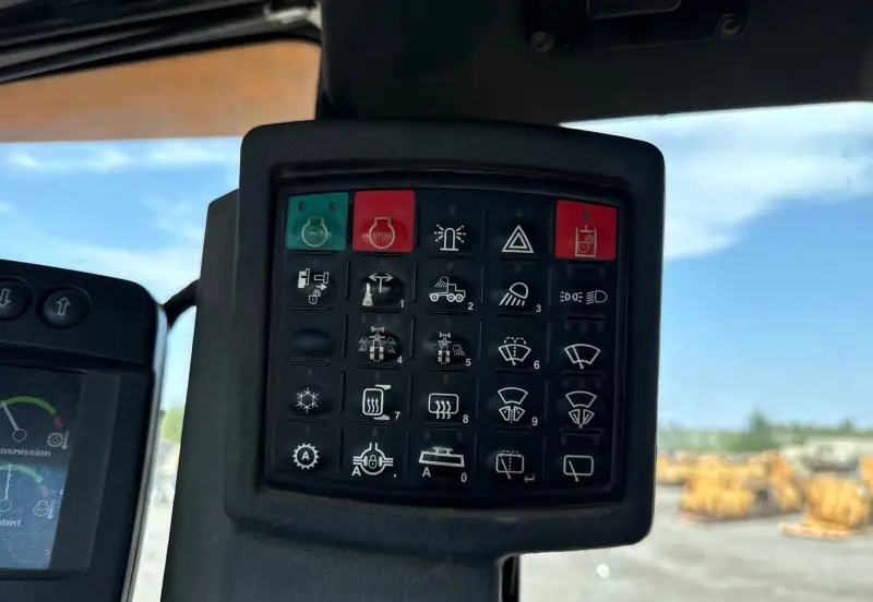 2014 John Deere 672GP photo 64