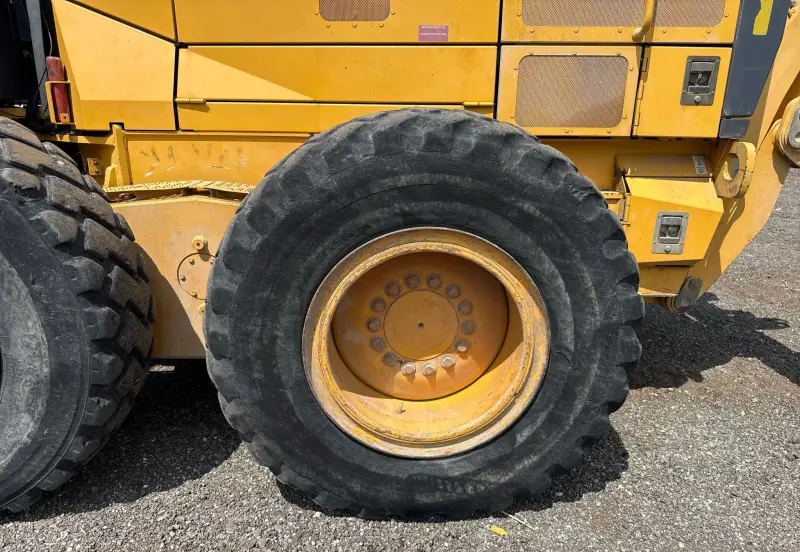 2014 John Deere 672GP photo 103