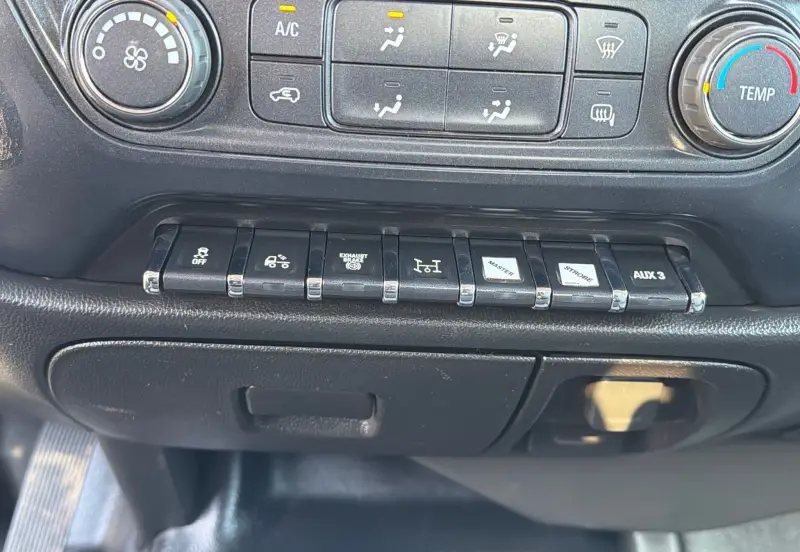 2022 Chevrolet Silverado 5500HD photo 74