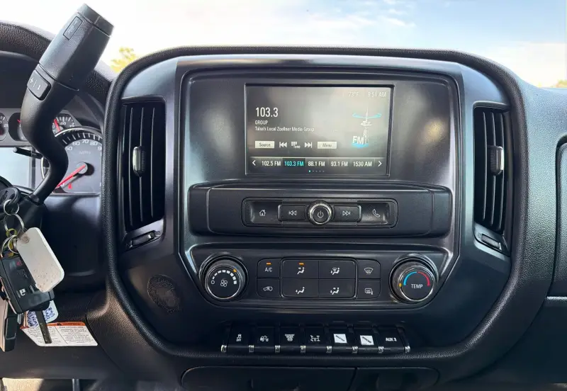 2022 Chevrolet Silverado 5500HD photo 72