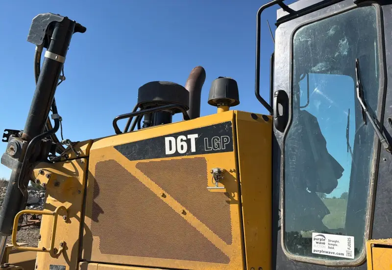 2017 Caterpillar D6T photo 9