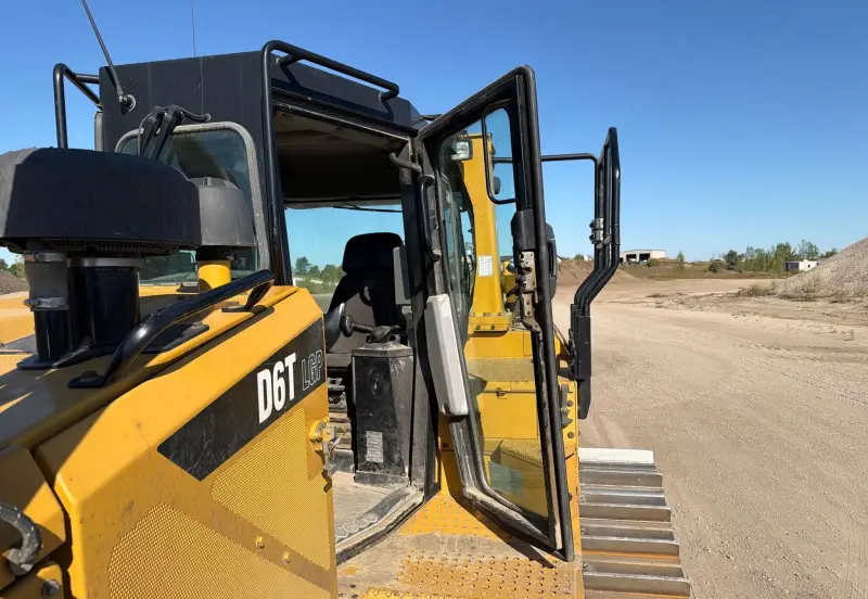 2017 Caterpillar D6T photo 34