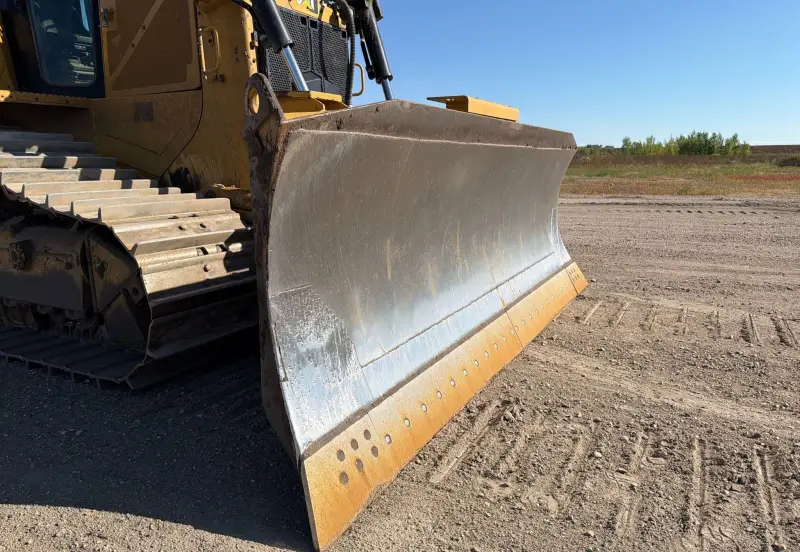 2017 Caterpillar D6T photo 16