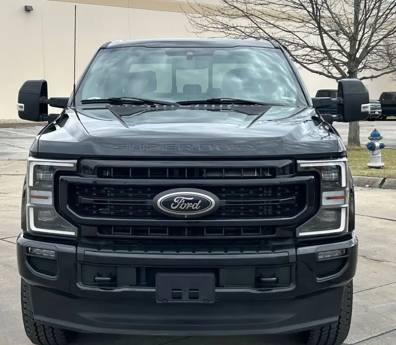 2022 Ford F250 Super Duty photo 2
