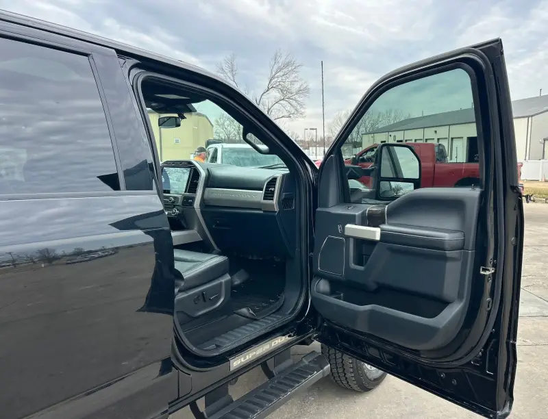 2022 Ford F250 Super Duty photo 32