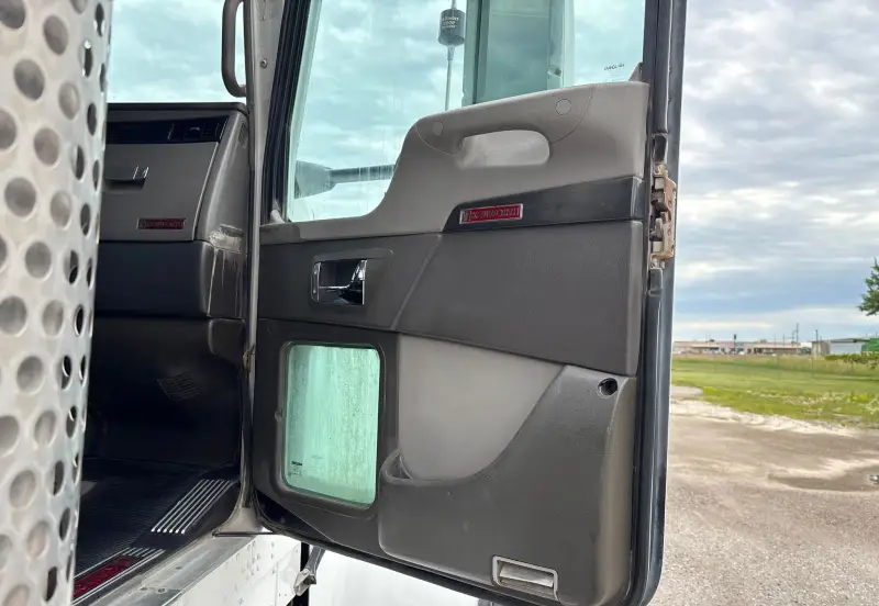 2007 Kenworth W900 photo 72