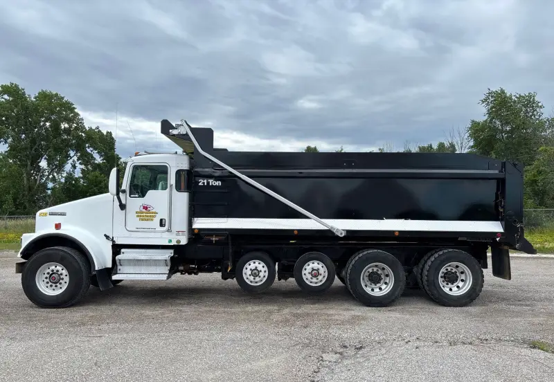 2007 Kenworth W900 photo 8