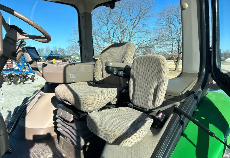 2012 John Deere 8310R photo 27