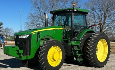 2012 John Deere 8310R