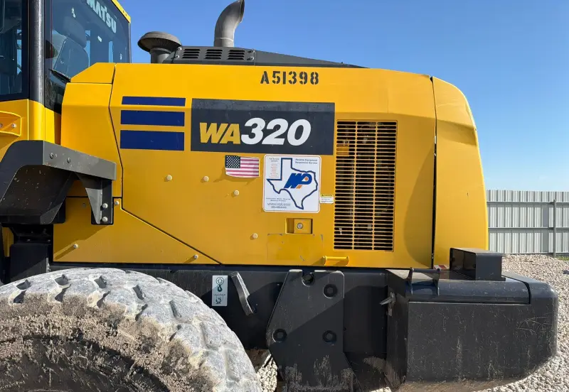2023 Komatsu WA320-8 photo 32