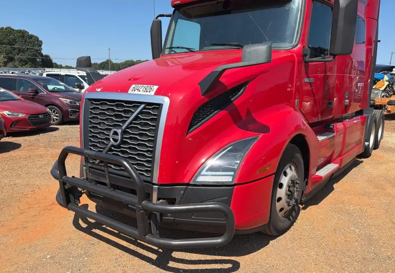 2022 Volvo VNL photo 15
