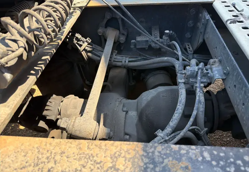 2022 Volvo VNL photo 91