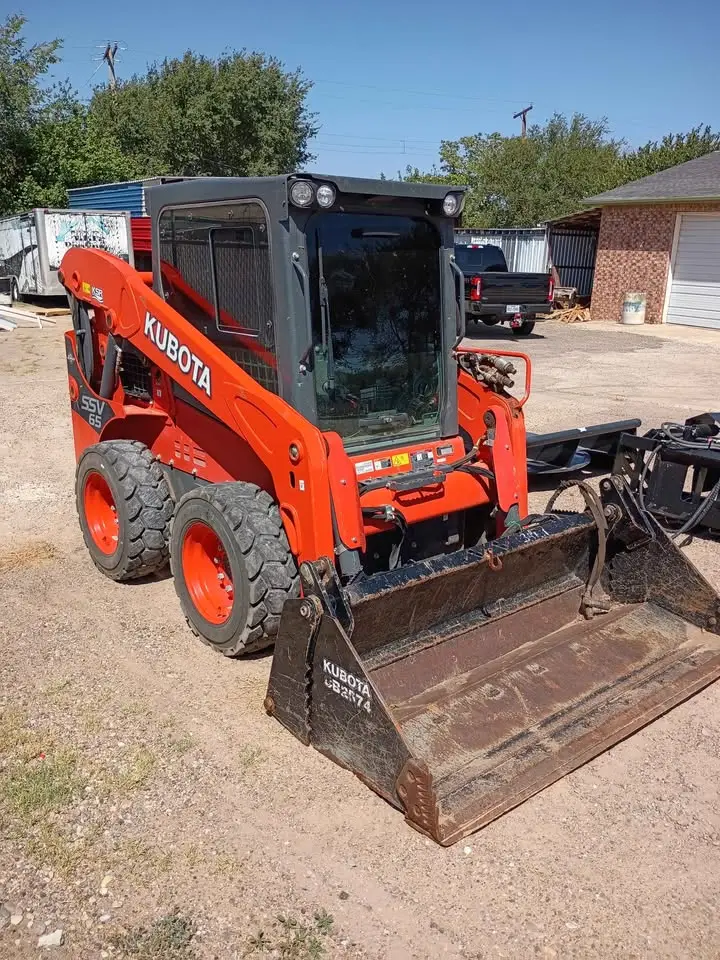2019 Kubota SSV 65 Skid Steer — Full Attachment Package photo 7